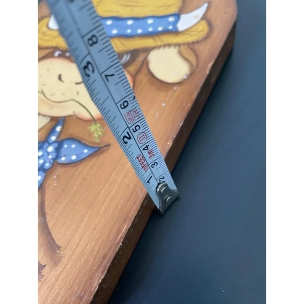N/A vintage hand